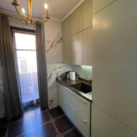 Anna Apartment *