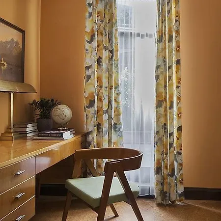 Anna Apartment *